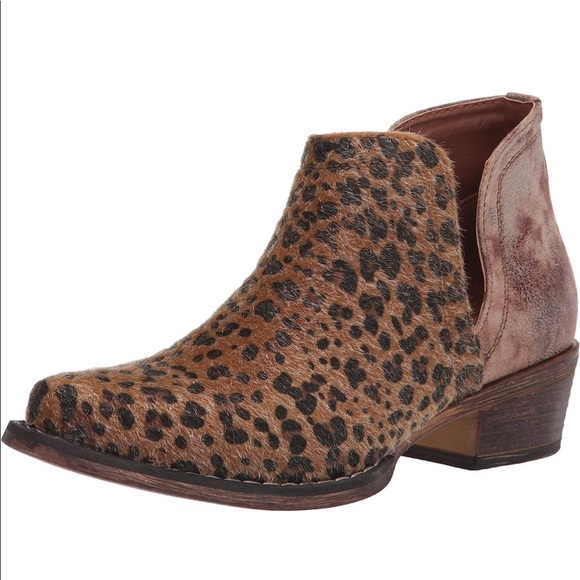 Women’s Roper Boots - Picture 3 of 4